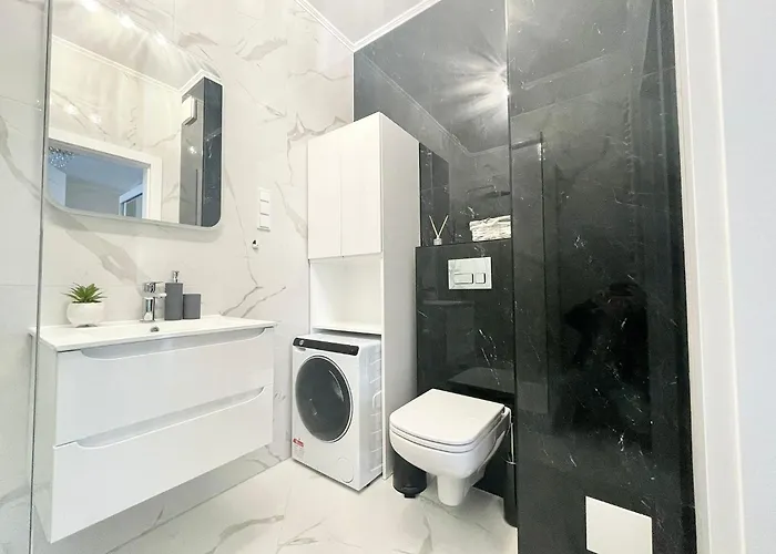 Easy Rent- Polnocna Old Town View, Free Parking, 24h Check-in